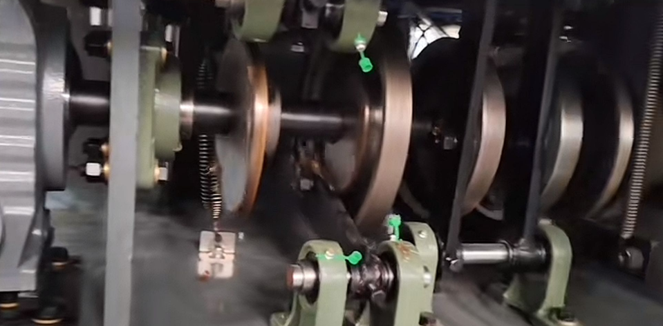 给袋式包装机润滑保养周期 科学维护延长设备寿命