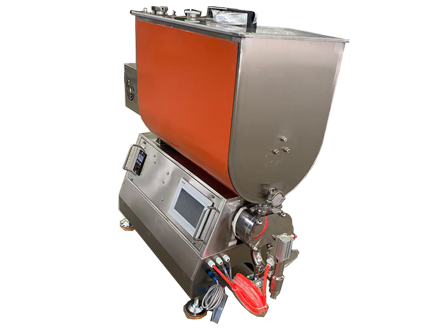 伺服转子泵罐装机